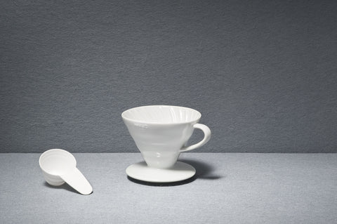 Sometimes the simplest brewers are the best, so let gravity be your co-pilot with this time-honoured pour over brewer from Hario.