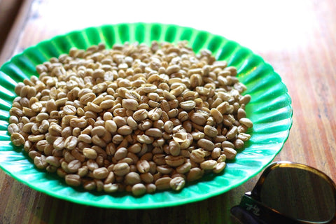 Aromas of gentle English hops and soft baking spice leads to a plump grape sweetness, a deep, resinous body, and a lengthy, clean finish.